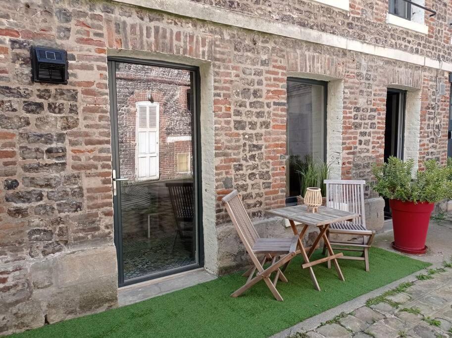 Gite Quai N 10 Saint-Valery-en-Caux Bagian luar foto